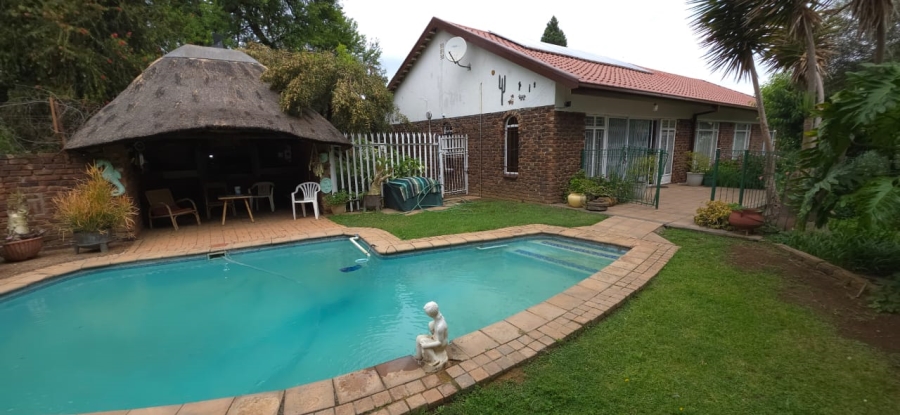 3 Bedroom Property for Sale in Potchefstroom North West